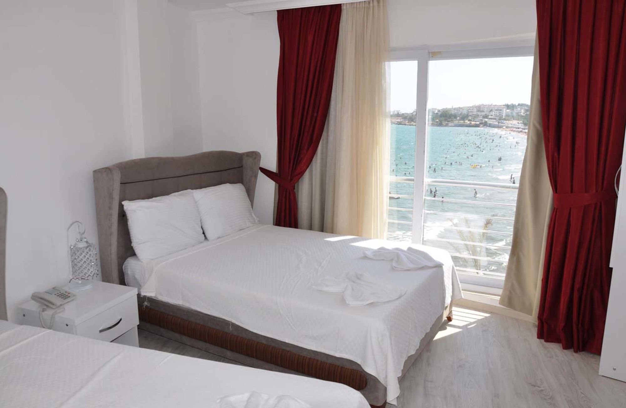 Tepe Beach Hotel Kizkalesi Buitenkant foto
